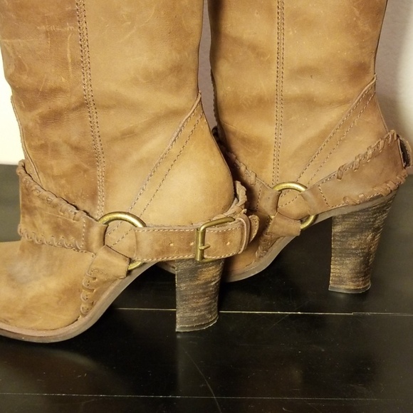 Steve Madden Stylish Western Boots - Picture 6 of 7